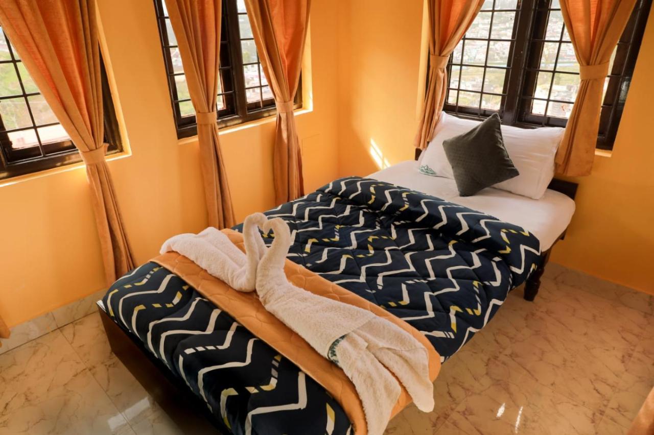 Bob Leisure'S Bed & Breakfast Ooty Bagian luar foto