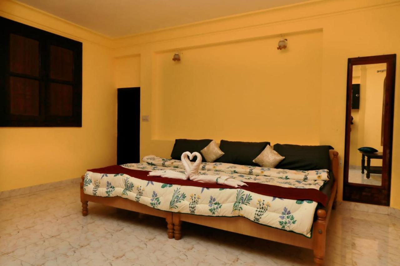 Bob Leisure'S Bed & Breakfast Ooty Bagian luar foto