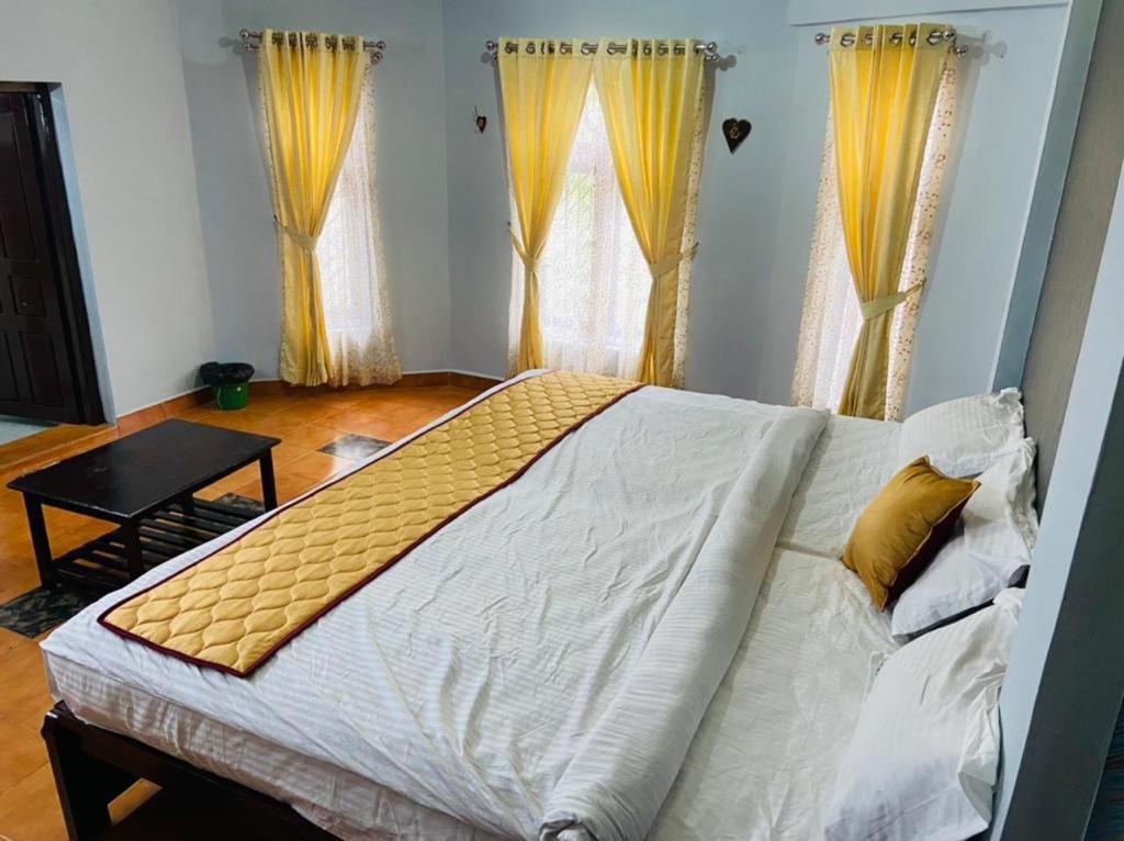 Bob Leisure'S Bed & Breakfast Ooty Bagian luar foto